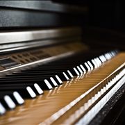 Electronic Piano Keyboard Korg C 520